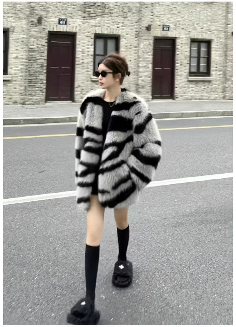 ジャケット 冬アウター 毛皮 裏起毛ファッション ふわふわ トップス レディース 厚手 人気ボアアウター 保温 ライダース アウターウエア 暖かい 防寒 高級感