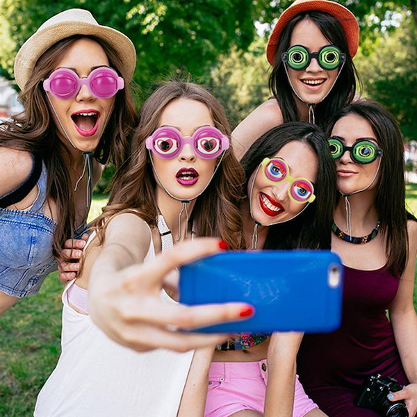 Qoo10] クレイジーアイズ 2個入り 面白いメガネ