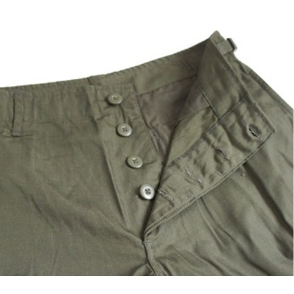 アメリカ軍 BDU カーゴショートパンツ /迷彩服パンツ Sサイズ リップストップ オリーブ レプリカ アメリカ軍 BDU カーゴショートパンツ /迷彩服パンツ Sサイズ リップストップ オリーブ レプリカ