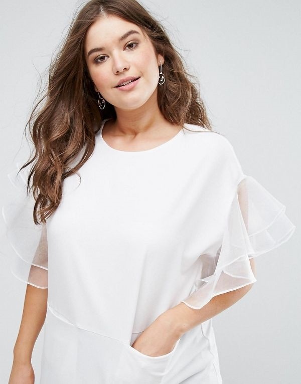 ASOS エイソス レディース 大きめサイズ ゆったりサイズ 送料無料 White CURVE Tunic with Frill Sleeve