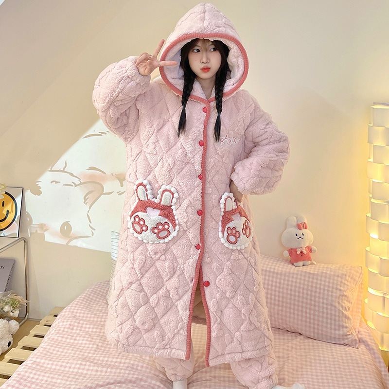 秋冬の新しいベルベットは女子サンゴのパジャマを厚くして綿を