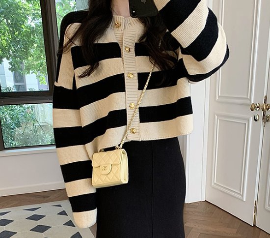 ニットカーディガン レディース カーディガン ボーダー ゴールドボタン 羽織 長袖 コントラストカラー 配色 ルーズシルエット カジュアル お出掛け おしゃれ セーター ニットカーディガン ニットカーディガン レディース カーディガン ボーダー ゴールドボタン 羽織 長袖 コントラストカラー 配色 ルーズシルエット カジュアル お出掛け おしゃれ セーター ニットカーディガン