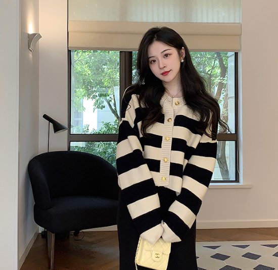 ニットカーディガン レディース カーディガン ボーダー ゴールドボタン 羽織 長袖 コントラストカラー 配色 ルーズシルエット カジュアル お出掛け おしゃれ セーター ニットカーディガン ニットカーディガン レディース カーディガン ボーダー ゴールドボタン 羽織 長袖 コントラストカラー 配色 ルーズシルエット カジュアル お出掛け おしゃれ セーター ニットカーディガン