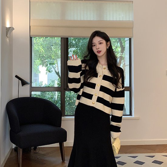 ニットカーディガン レディース カーディガン ボーダー ゴールドボタン 羽織 長袖 コントラストカラー 配色 ルーズシルエット カジュアル お出掛け おしゃれ セーター ニットカーディガン ニットカーディガン レディース カーディガン ボーダー ゴールドボタン 羽織 長袖 コントラストカラー 配色 ルーズシルエット カジュアル お出掛け おしゃれ セーター ニットカーディガン
