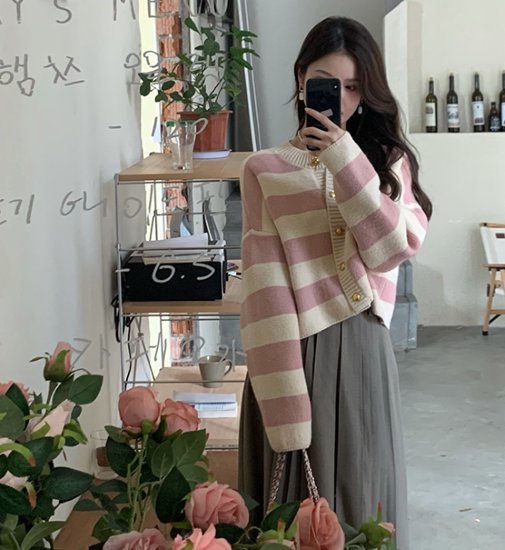 ニットカーディガン レディース カーディガン ボーダー ゴールドボタン 羽織 長袖 コントラストカラー 配色 ルーズシルエット カジュアル お出掛け おしゃれ セーター ニットカーディガン ニットカーディガン レディース カーディガン ボーダー ゴールドボタン 羽織 長袖 コントラストカラー 配色 ルーズシルエット カジュアル お出掛け おしゃれ セーター ニットカーディガン