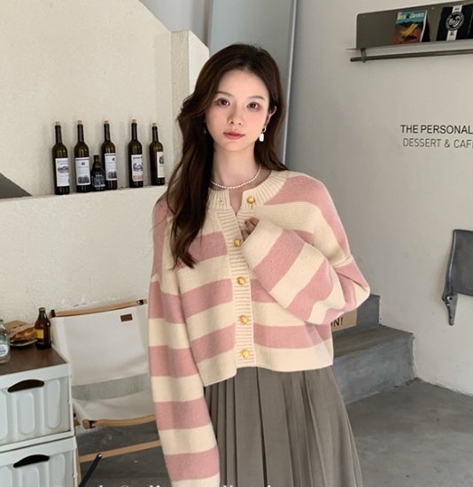 ニットカーディガン レディース カーディガン ボーダー ゴールドボタン 羽織 長袖 コントラストカラー 配色 ルーズシルエット カジュアル お出掛け おしゃれ セーター ニットカーディガン ニットカーディガン レディース カーディガン ボーダー ゴールドボタン 羽織 長袖 コントラストカラー 配色 ルーズシルエット カジュアル お出掛け おしゃれ セーター ニットカーディガン