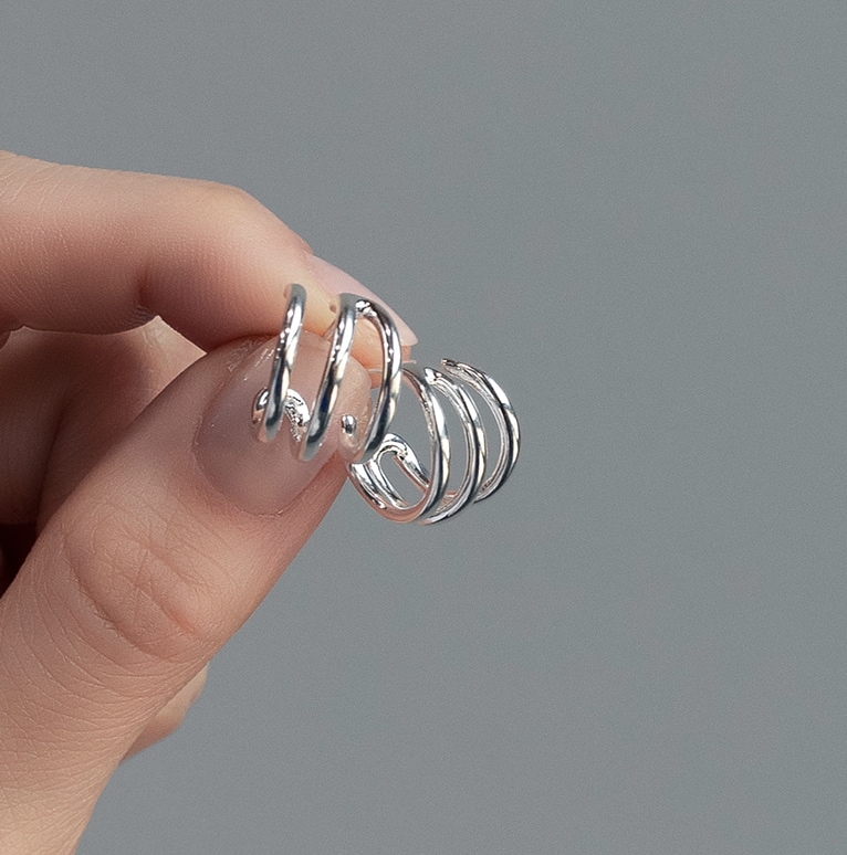 [THEBOYZ ジュヨン 着用]925silver カミド イヤリング/韓国ジュエリー 韓国人気ファッション かわいいアクセサリー 男女兼用 ュエリー