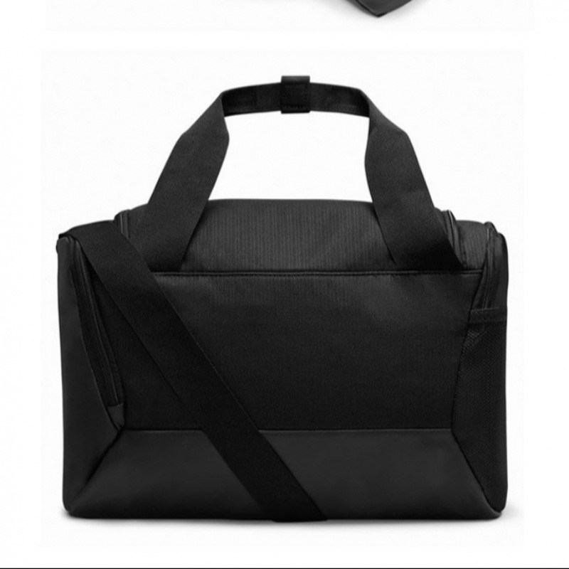 ナイキブラジリア XS ダッフルバッグ DM3977-010 ナイキブラジリア XS ダッフルバッグ DM3977-010