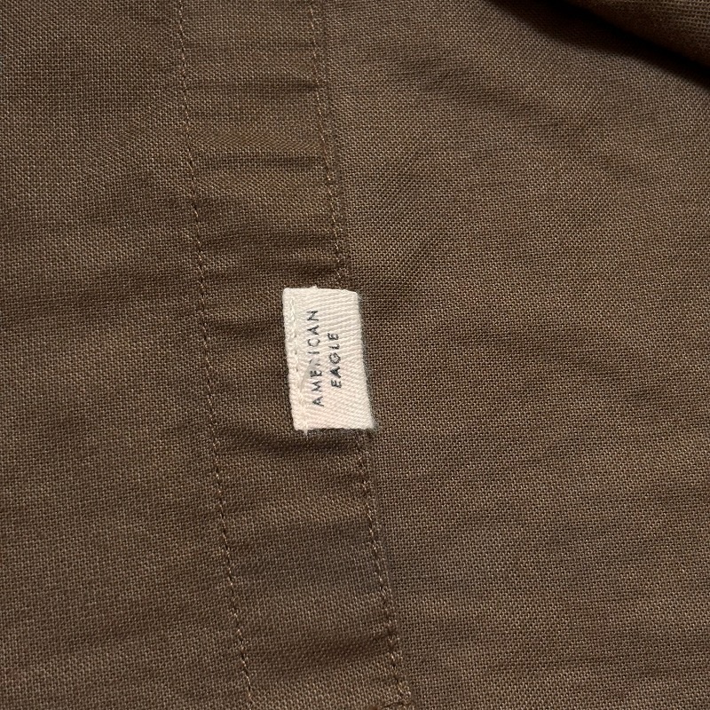 メンズ スリムフィット 長袖 オックスフォード シャツ ダークブラウン メンズ スリムフィット 長袖 オックスフォード シャツ ダークブラウン