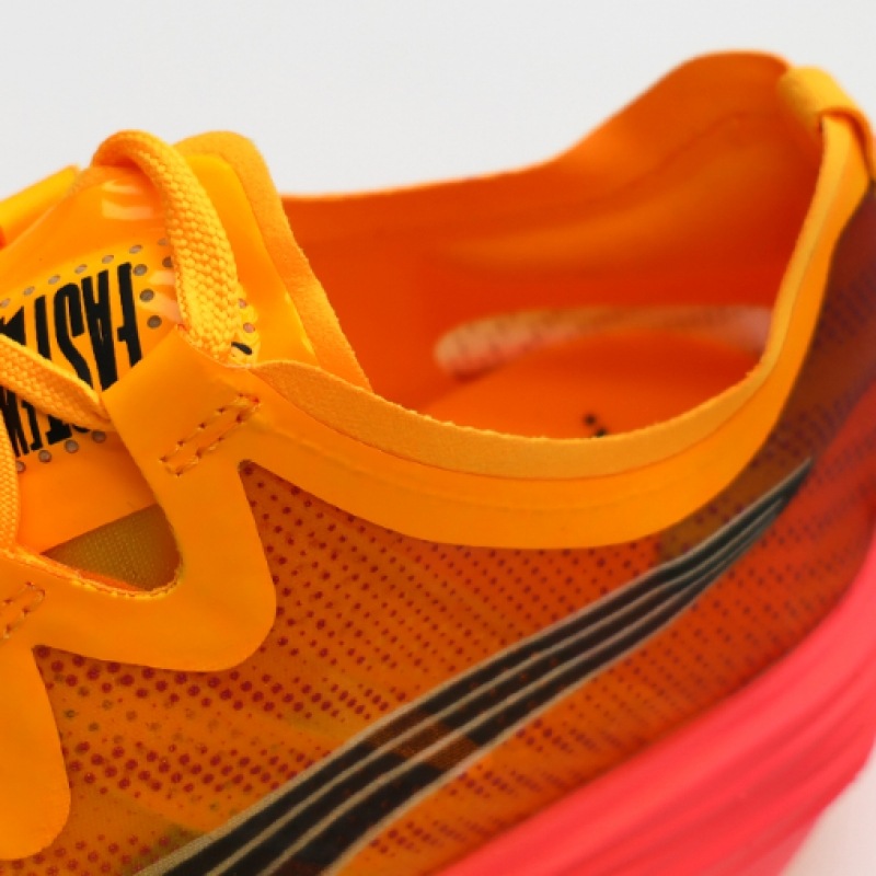 プーマファストフォワードニトロエリートファイア (31062301) プーマファストフォワードニトロエリートファイア (31062301)