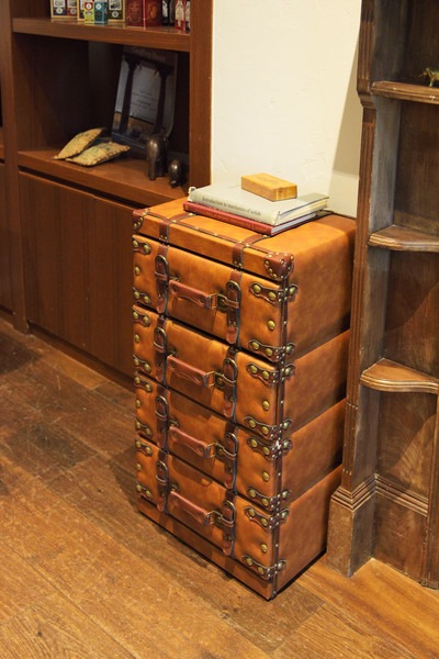 チェスト 4D IW-274 4段 収納 レザー トランク 鞄 おしゃれ タンス 箪笥 整理 家具 インテリア デザイン 雑貨 引き出し