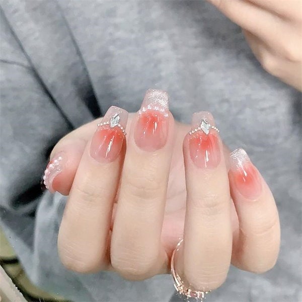 祐奈ページ　ネイルチップ 祐奈ページ ネイルチップ ネイルチップオーダー yumena様 祐奈