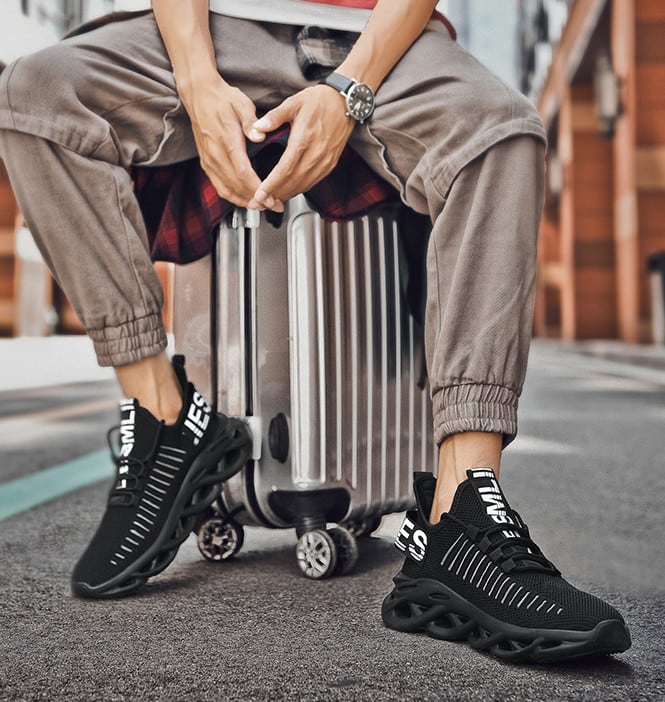 靴 シューズ 人気 おすすめ おしゃれ お洒落 はやり 流行り 激安 安い お得 プチプラ スニーカー 運動靴 ニット メッシュ 歩きやすい ハイテク 足に優しい 韓国 かっこいい fo00