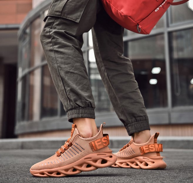 靴 シューズ 人気 おすすめ おしゃれ お洒落 はやり 流行り 激安 安い お得 プチプラ スニーカー 運動靴 ニット メッシュ 歩きやすい ハイテク 足に優しい 韓国 かっこいい fo00