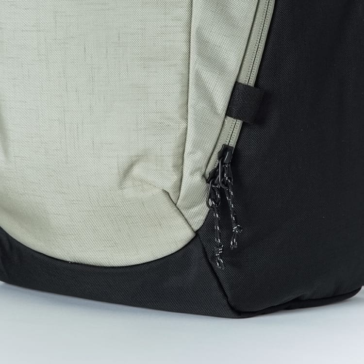 ハイランズ 32 Ltd.23 バックパック ベージュ H53×W31×D21cm（32L） #501160-0500
