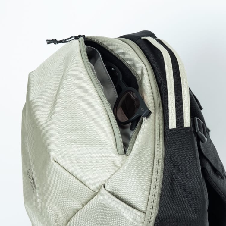 ハイランズ 32 Ltd.23 バックパック ベージュ H53×W31×D21cm（32L） #501160-0500