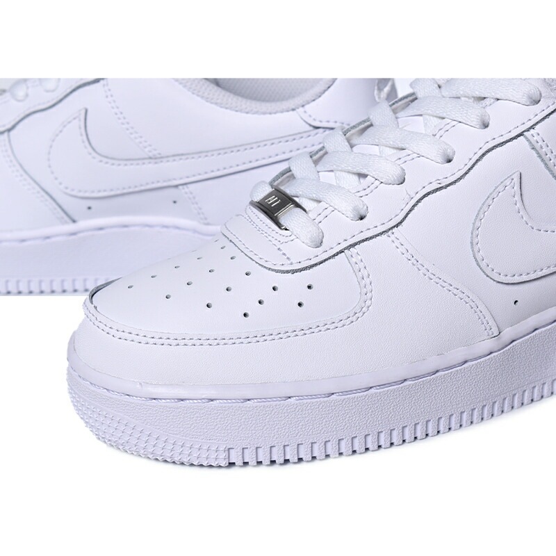 NIKE AIR FORCE 1 LE GS NIKE AIR FORCE 1 LE GS