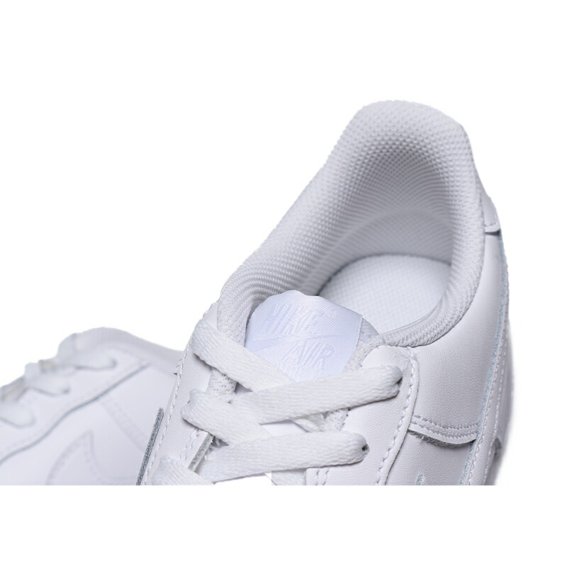 NIKE AIR FORCE 1 LE GS NIKE AIR FORCE 1 LE GS