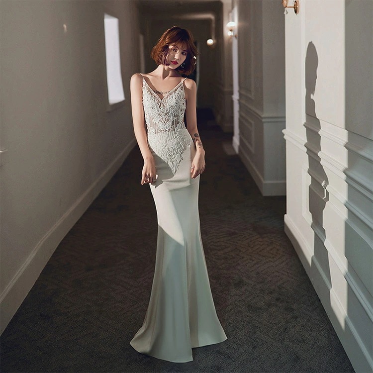 爆売れ中マーメイドドレス 白 Vネック 長袖 イブニングドレス パフスリーブ ドット チュール袖 透かし袖 ホワイトドレス サテン レース ロングドレス マーメイドライン 発表会ドレス 二次会ドレス 爆売れ中マーメイドドレス 白 Vネック 長袖 イブニングドレス パフスリーブ ドット チュール袖 透かし袖 ホワイトドレス サテン レース ロングドレス マーメイドライン 発表会ドレス 二次会ドレス