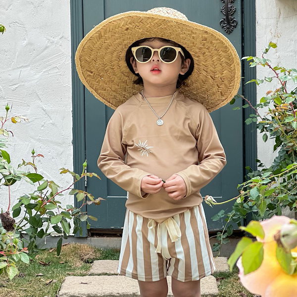 【夏物セール】韓国子供服　キッズ　子供　水着　ラッシュガード　長袖　3点セット ラッシュガード ベビー 水着 韓国 ベビー服 オールインワン ロンパース UVカット 紫外線カット ナチュラル 韓国服 水着 女の子 ラッシュガード  長袖 日焼け防止 夏 アニマル 総柄 90cm 100cm 110cm 120cm 韓国子供服 マリンキャッスル | 湘南の韓国子供服マリンキャッスル