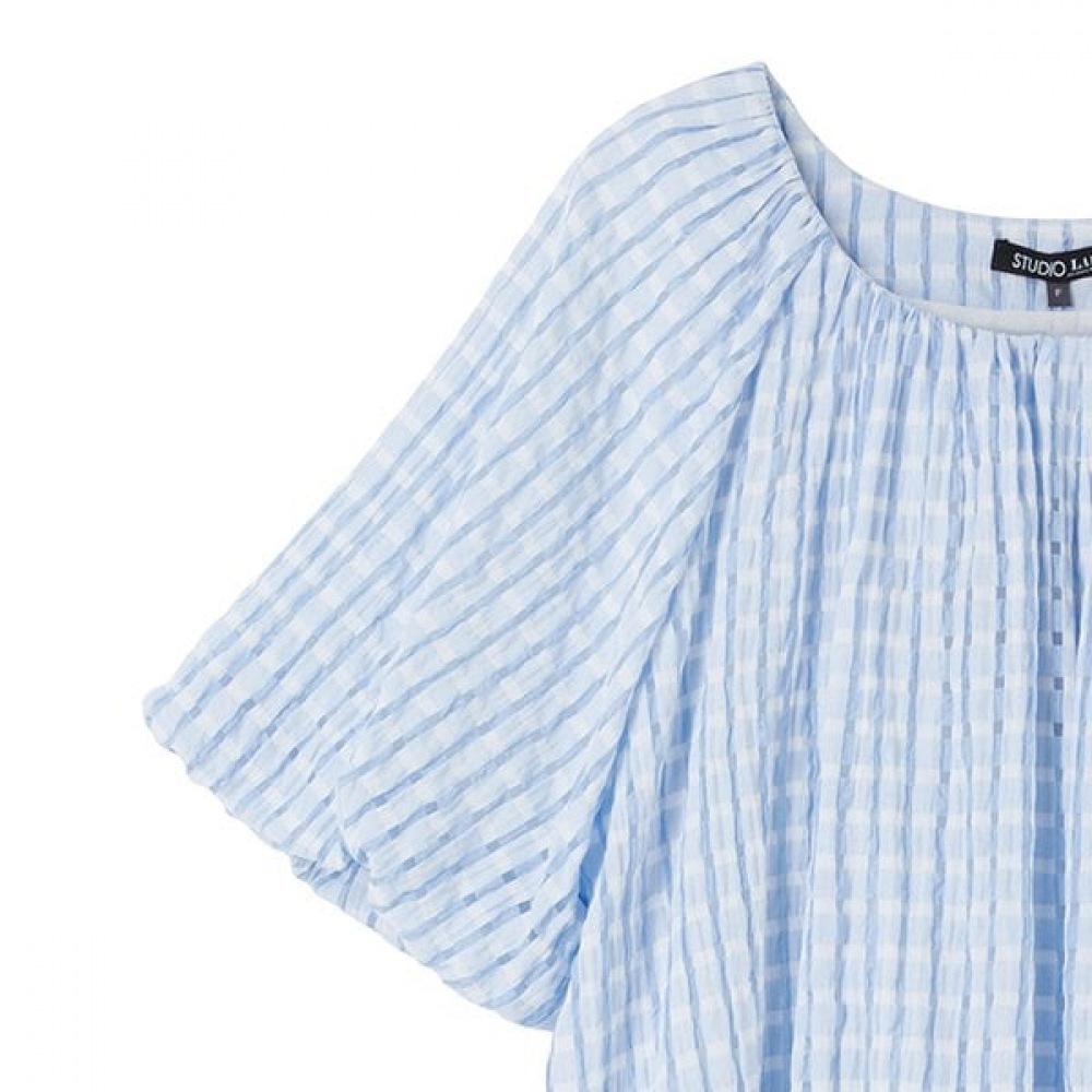 パフ半袖ボリュームブラウス AR2WB461