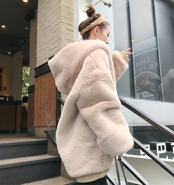 子羊の毛をまねる/綿の服の女性冬韓国のゆったりしている中長いオーバー レディースコート