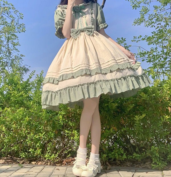 ロリータワンピース レディース ロリータドレス 学生 半袖ワンピース ハロウィン衣装 お姫様 ロリータ風 ふんわり 女の子 日系女子中高生 文化祭 学園祭 大人用 コスチューム 女性用 フリル ゴスロ ロリータワンピース レディース ロリータドレス 学生 半袖ワンピース ハロウィン衣装 お姫様 ロリータ風 ふんわり 女の子 日系女子中高生 文化祭 学園祭 大人用 コスチューム 女性用 フリル ゴスロ