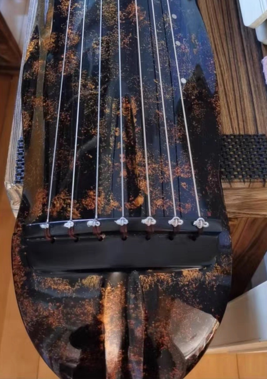 古琴 バナナの葉 古い杉木の材質 中国の弦楽器 古琴 バナナの葉 古い杉木の材質 中国の弦楽器