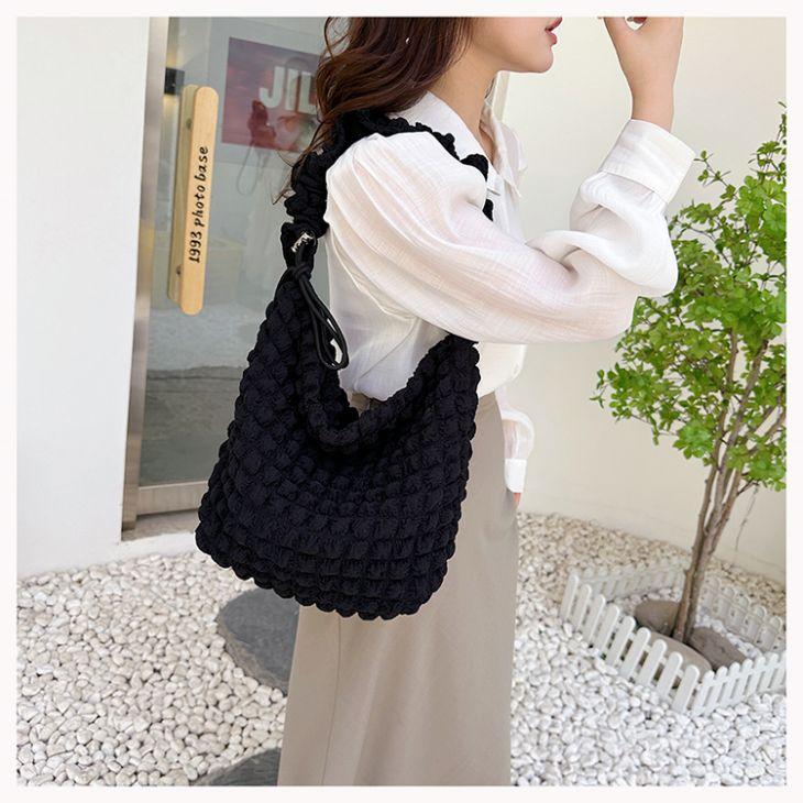 【韓国ins大人気】シャーリング キルティング ショルダーバッグ ファスナー 大容量 韓国ファッション【azkss24-209】【予約販売:15-20日入荷予定順次発送】メ込4 【韓国ins大人気】シャーリング キルティング ショルダーバッグ ファスナー 大容量 韓国ファッション【azkss24-209】【予約販売:15-20日入荷予定順次発送】メ込4