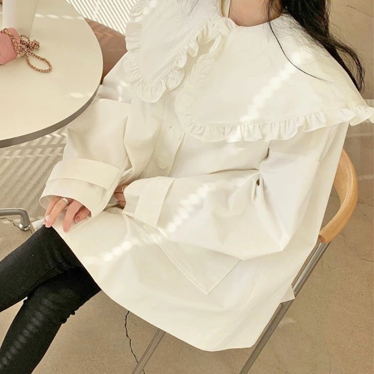 【2025新作 急速出荷】大きめ襟 フリル Aライン チュニック ブラウス 長袖 トップス フレア セーラー襟 ボリューム袖 ゆったり 大きめ 可愛い フェミニン きれいめ 上品 春 夏 秋 無地 ホ 【2025新作 急速出荷】大きめ襟 フリル Aライン チュニック ブラウス 長袖 トップス フレア セーラー襟 ボリューム袖 ゆったり 大きめ 可愛い フェミニン きれいめ 上品 春 夏 秋 無地 ホ