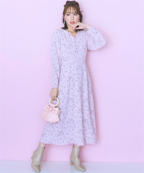 ロング・マキシ丈/半袖 大きいサイズ 花柄ワンピース marun ロング・マキシ丈/半袖 大きいサイズ 花柄ワンピース marun