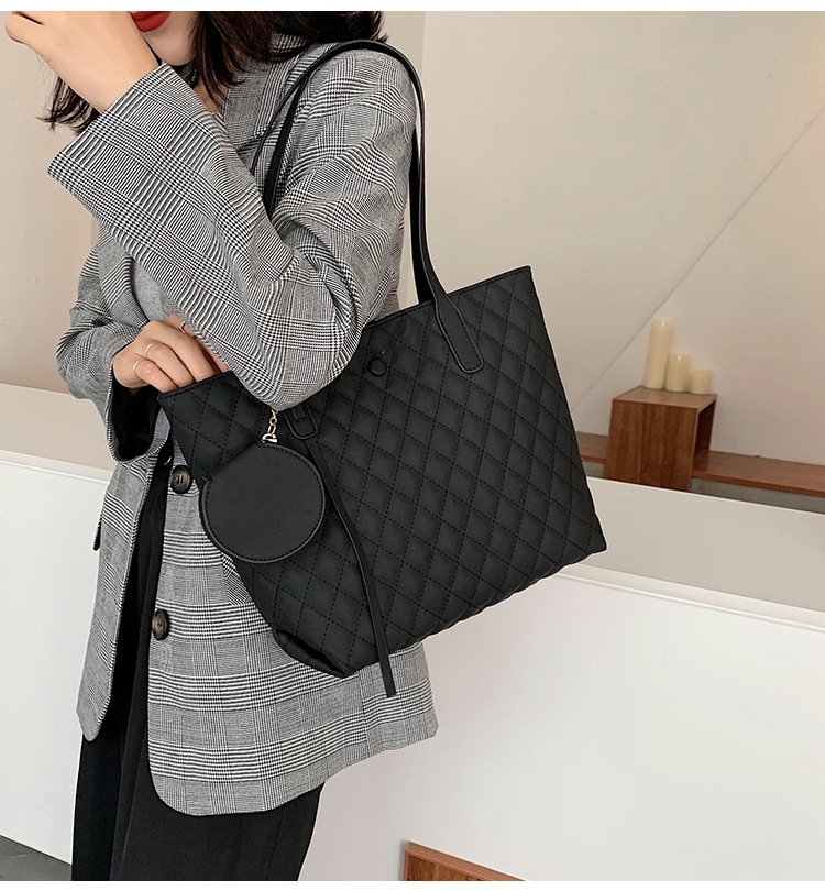 キルティングトートバッグ バッグ バック レディースバッグ トートバッグ トートバック 肩がけバック 肩掛けバック a4 A4 肩がけ 肩掛け PU キルティング かわいい 大人可愛い きれいめ キルティングトートバッグ バッグ バック レディースバッグ トートバッグ トートバック 肩がけバック 肩掛けバック a4 A4 肩がけ 肩掛け PU キルティング かわいい 大人可愛い きれいめ