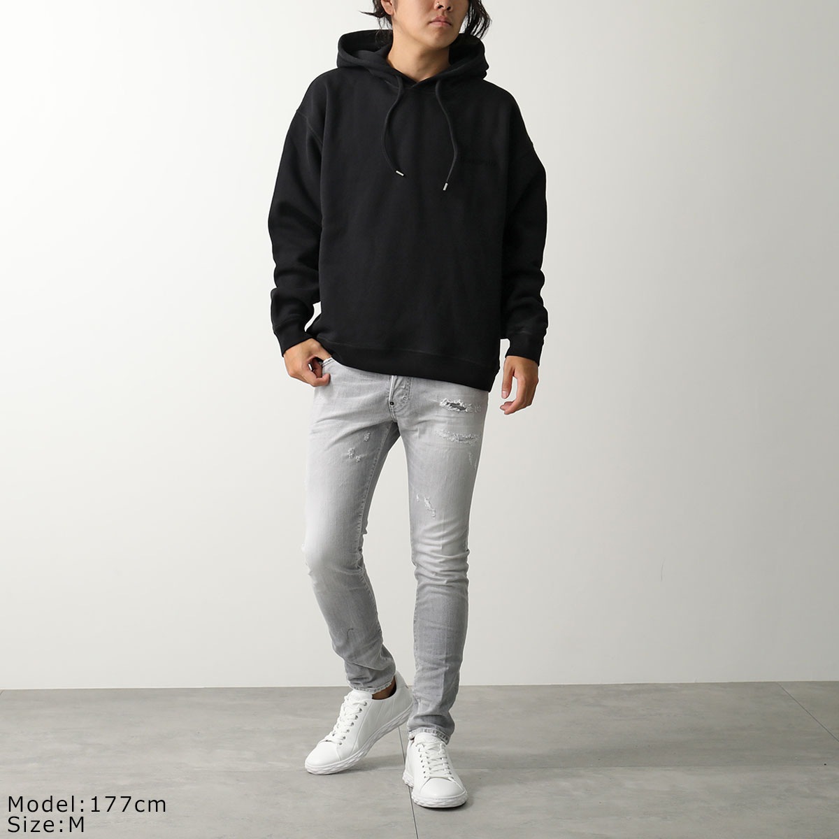 DSQUARED2 ディースクエアード パーカー Relax Fit Hoodie S74GU0891 S25516 メンズ 長袖 プルオーバー スウェット フーディロゴ 裏起毛 900 DSQUARED2 ディースクエアード パーカー Relax Fit Hoodie S74GU0891 S25516 メンズ 長袖 プルオーバー スウェット フーディロゴ 裏起毛 900