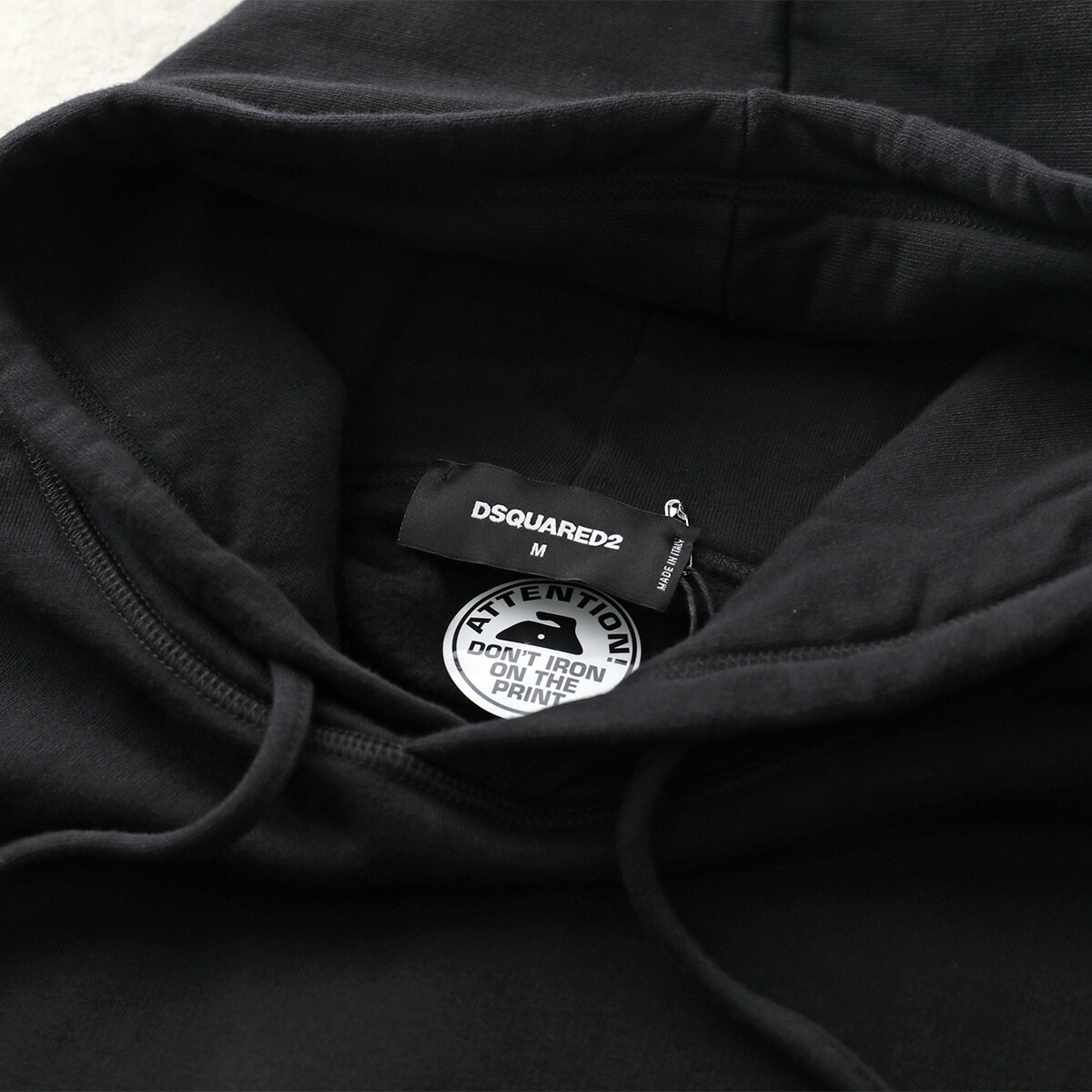 DSQUARED2 ディースクエアード パーカー Relax Fit Hoodie S74GU0891 S25516 メンズ 長袖 プルオーバー スウェット フーディロゴ 裏起毛 900 DSQUARED2 ディースクエアード パーカー Relax Fit Hoodie S74GU0891 S25516 メンズ 長袖 プルオーバー スウェット フーディロゴ 裏起毛 900