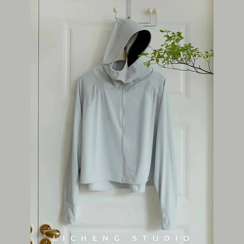 【2枚】日焼け止め服 レディース 冷感 UVカット パーカー 軽量 薄手 無地 長袖 パーカー UPF50+ フード付き 紫外線対策 水着 ラッシュパーカー 吸汗 速乾 通気性がよく肌に優しい 通勤