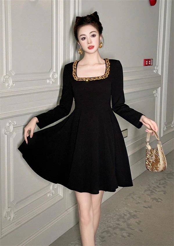 ブラックミニドレス フレアワンピース セクシードレス キャバドレス パーティードレス ナイトドレス フレアシルエット 姫系 長袖 スクエアネック セクシー上品 大人 きれいめ スナック 結婚式 ドレス ブラックミニドレス フレアワンピース セクシードレス キャバドレス パーティードレス ナイトドレス フレアシルエット 姫系 長袖 スクエアネック セクシー上品 大人 きれいめ スナック 結婚式 ドレス