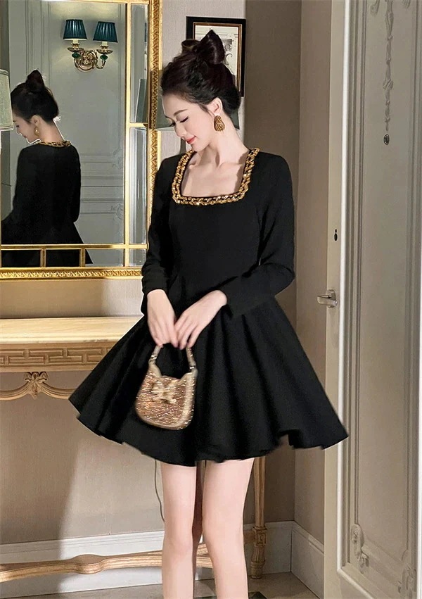ブラックミニドレス フレアワンピース セクシードレス キャバドレス パーティードレス ナイトドレス フレアシルエット 姫系 長袖 スクエアネック セクシー上品 大人 きれいめ スナック 結婚式 ドレス ブラックミニドレス フレアワンピース セクシードレス キャバドレス パーティードレス ナイトドレス フレアシルエット 姫系 長袖 スクエアネック セクシー上品 大人 きれいめ スナック 結婚式 ドレス
