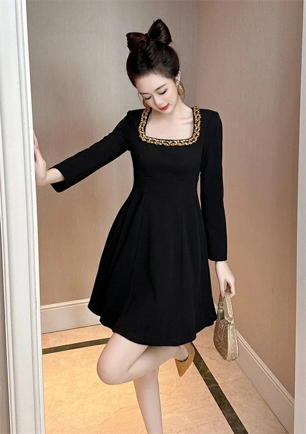 ブラックミニドレス フレアワンピース セクシードレス キャバドレス パーティードレス ナイトドレス フレアシルエット 姫系 長袖 スクエアネック セクシー上品 大人 きれいめ スナック 結婚式 ドレス ブラックミニドレス フレアワンピース セクシードレス キャバドレス パーティードレス ナイトドレス フレアシルエット 姫系 長袖 スクエアネック セクシー上品 大人 きれいめ スナック 結婚式 ドレス