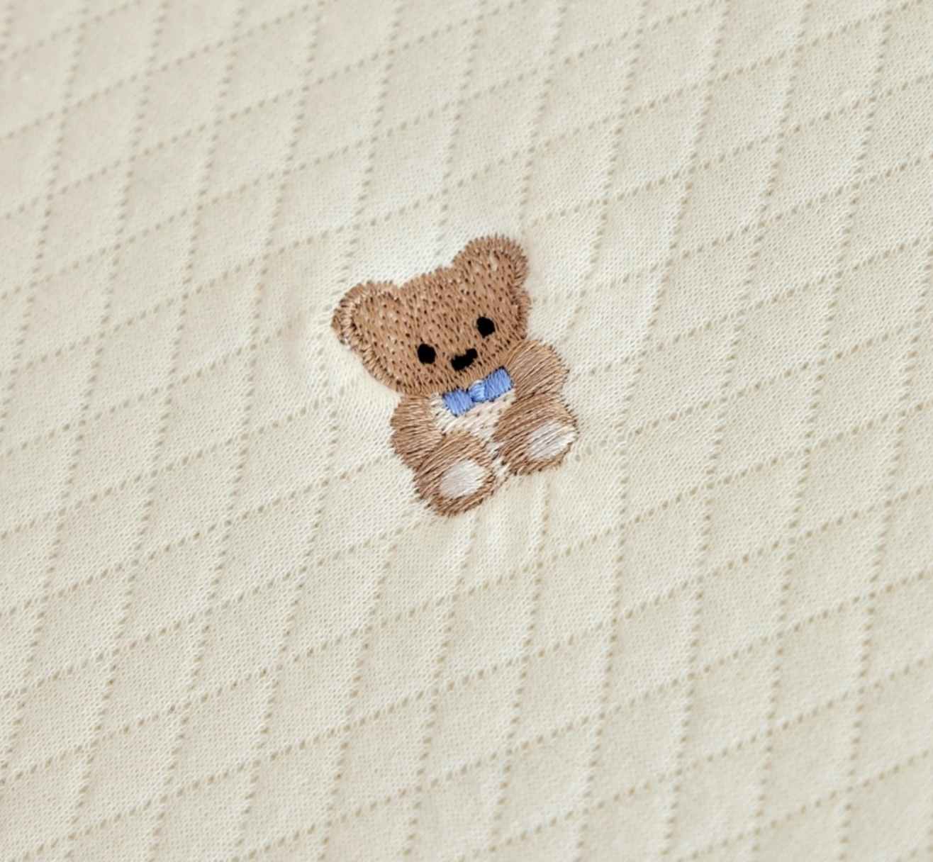 ロトトクッション Ribbon Teddy Air Mesh 逆流クッション 授乳枕 斜面枕 ベビー枕 うつ伏せ遊び 出産祝い 赤ちゃん 新生児 吐き戻し防止 韓国製