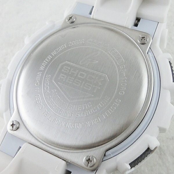 国内正規品 カシオ Gショック 時計 メンズ 腕時計 手表 ホワイト アナデジ GA-110RG-7AJF ビジネス 男性 誕生日ギフト 記念日 ポイント消化