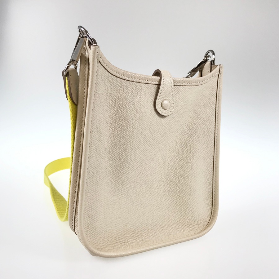 エヴリン TPM 16 アマゾン ショルダーバッグ ftj【中古】 エヴリン TPM 16 アマゾン ショルダーバッグ ftj【中古】