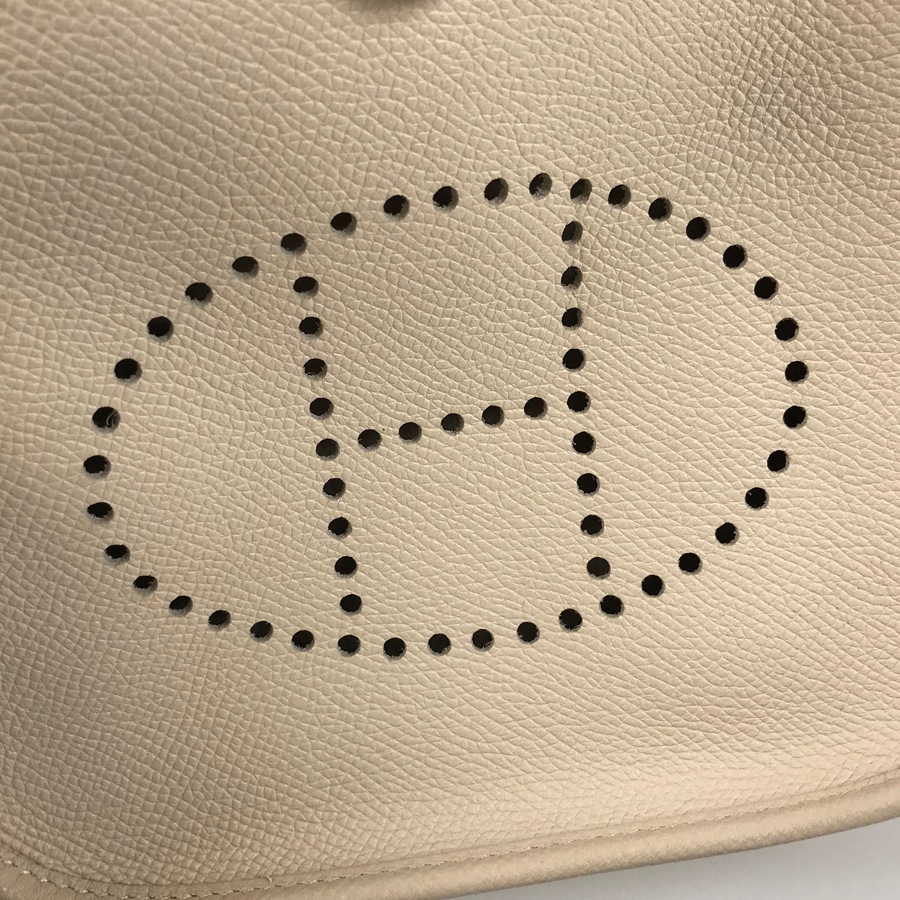 エヴリン TPM 16 アマゾン ショルダーバッグ ftj【中古】 エヴリン TPM 16 アマゾン ショルダーバッグ ftj【中古】