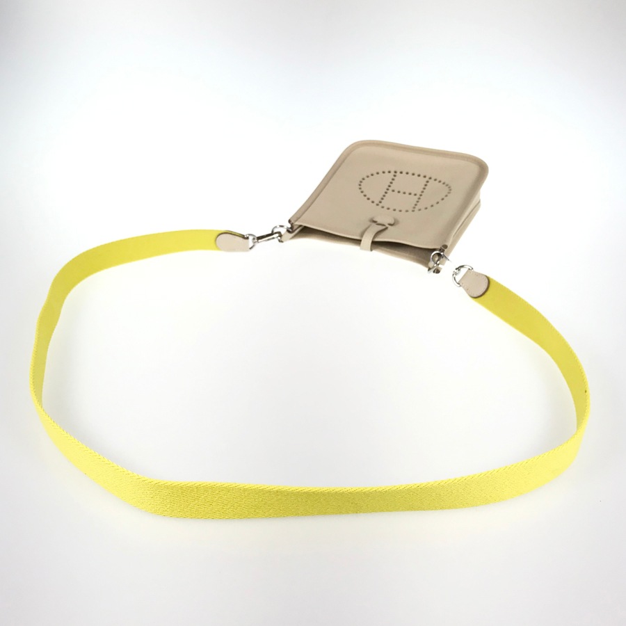 エヴリン TPM 16 アマゾン ショルダーバッグ ftj【中古】 エヴリン TPM 16 アマゾン ショルダーバッグ ftj【中古】