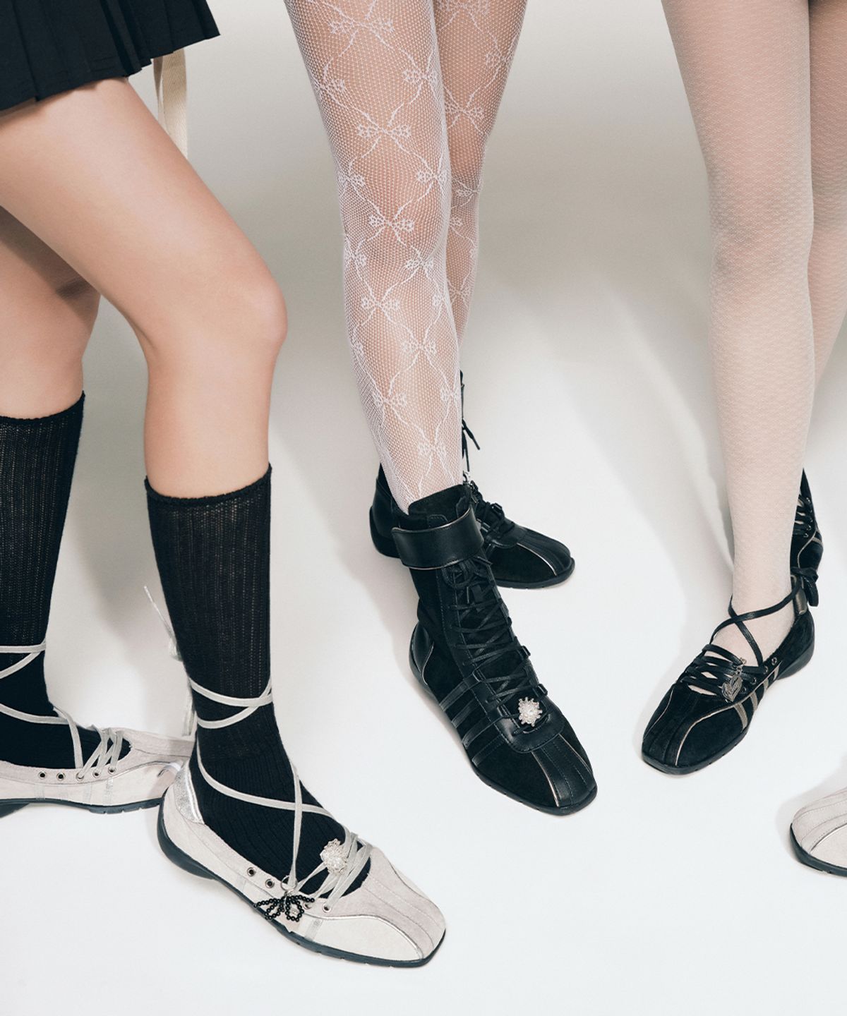 [x KIOF] BLISS LACEUP SNEAKERS