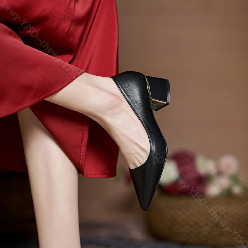 777円OFFクーポン 結婚式 パンプス 痛くない 太ヒール チャンキーヒール 5cmヒール 走れるパンプス 歩きやすい 脱げない ローヒール ポインテッドトゥ きれいめ レディース靴 低反発 疲れに 777円OFFクーポン 結婚式 パンプス 痛くない 太ヒール チャンキーヒール 5cmヒール 走れるパンプス 歩きやすい 脱げない ローヒール ポインテッドトゥ きれいめ レディース靴 低反発 疲れに