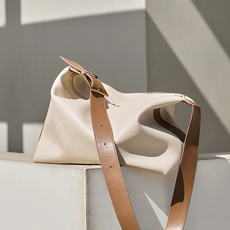 B173 牛革+合成革 韓国 バケツバッグ ショルダーバッグ レディース 斜めがけバッグ トートバ ッグ 大容量 バッグ 通勤 肩ベルト調節可能 カバン バック 韓国ファッション