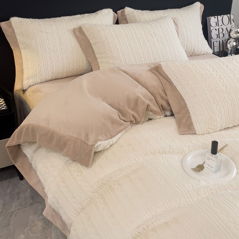 色ミルクベルベット寝具4点セット掛け布団カバー厚みのある暖かいウサギのぬいぐるみ寮用3点セット 色ミルクベルベット寝具4点セット掛け布団カバー厚みのある暖かいウサギのぬいぐるみ寮用3点セット