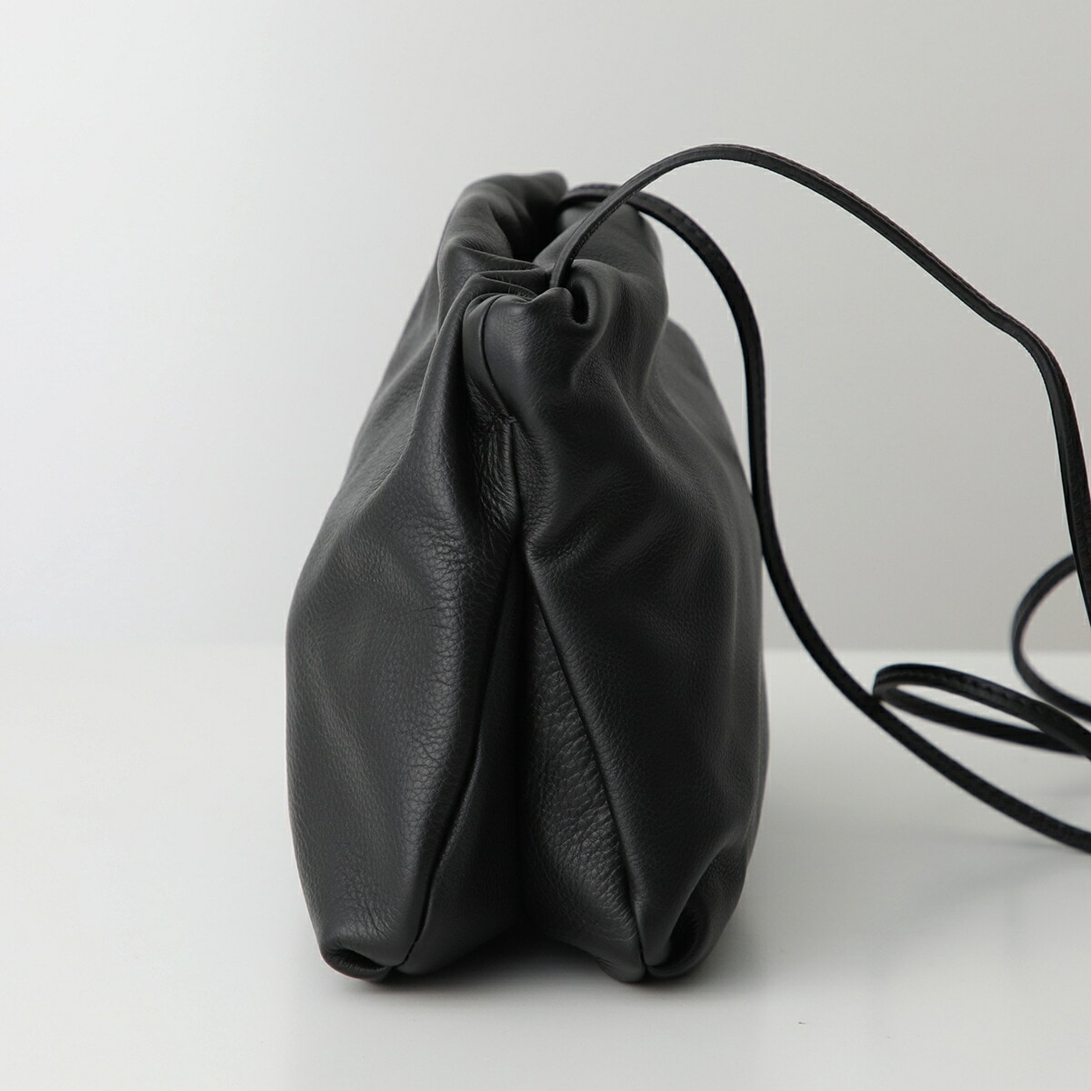 THE ROW ザ・ロウ クラッチバッグ BOURSE Clutch ブルス クラッチ W1280 L97 レディース レザー ショルダーバッグ ポシェット ロ THE ROW ザ・ロウ クラッチバッグ BOURSE Clutch ブルス クラッチ W1280 L97 レディース レザー ショルダーバッグ ポシェット ロ