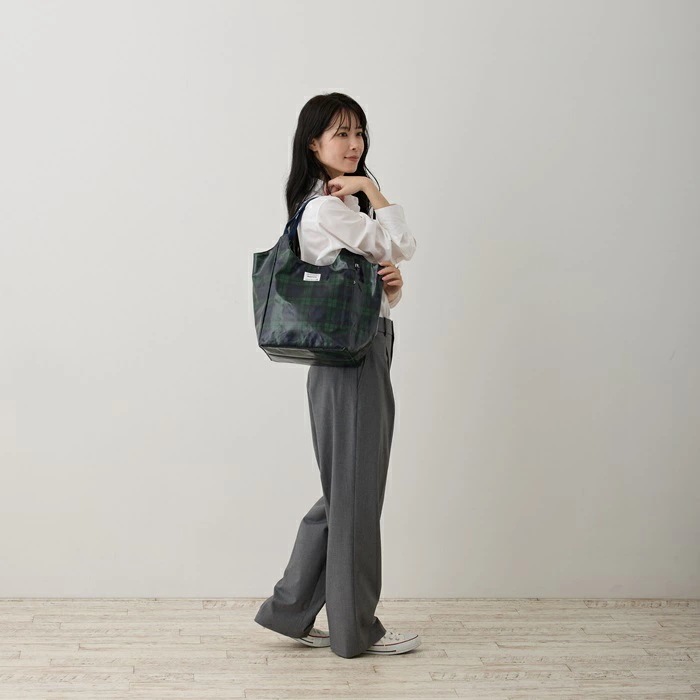 ルートート トートバッグ ラミネート 1295 通販 ROOTOTE トートバック トート バッグ 大きめ A4 通勤 通学 ROUND ラウンド レディース ラミネートーN 撥水 軽量 軽い おしゃ