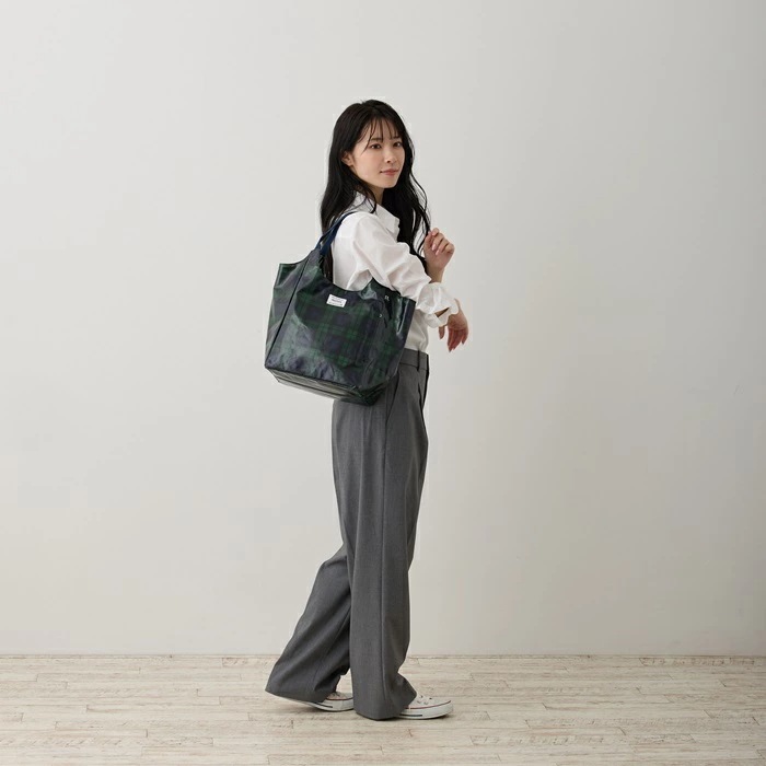 ルートート トートバッグ ラミネート 1295 通販 ROOTOTE トートバック トート バッグ 大きめ A4 通勤 通学 ROUND ラウンド レディース ラミネートーN 撥水 軽量 軽い おしゃ